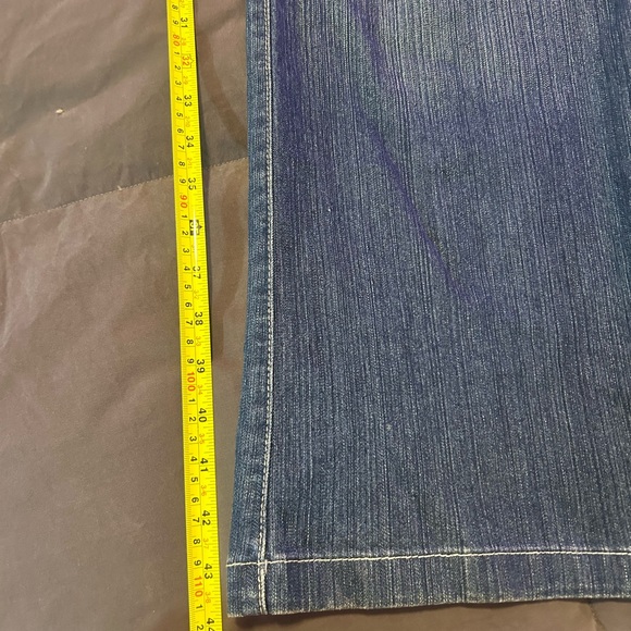 Gloria Vanderbilt Embroidered Wide Leg Jeans – Size 18 / 44” Outseam - Picture 6 of 7